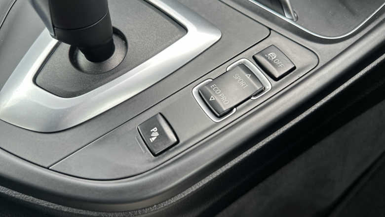 BMW 4 Series 420i M Sport 2dr Auto [Professional Media] Petrol Coupe